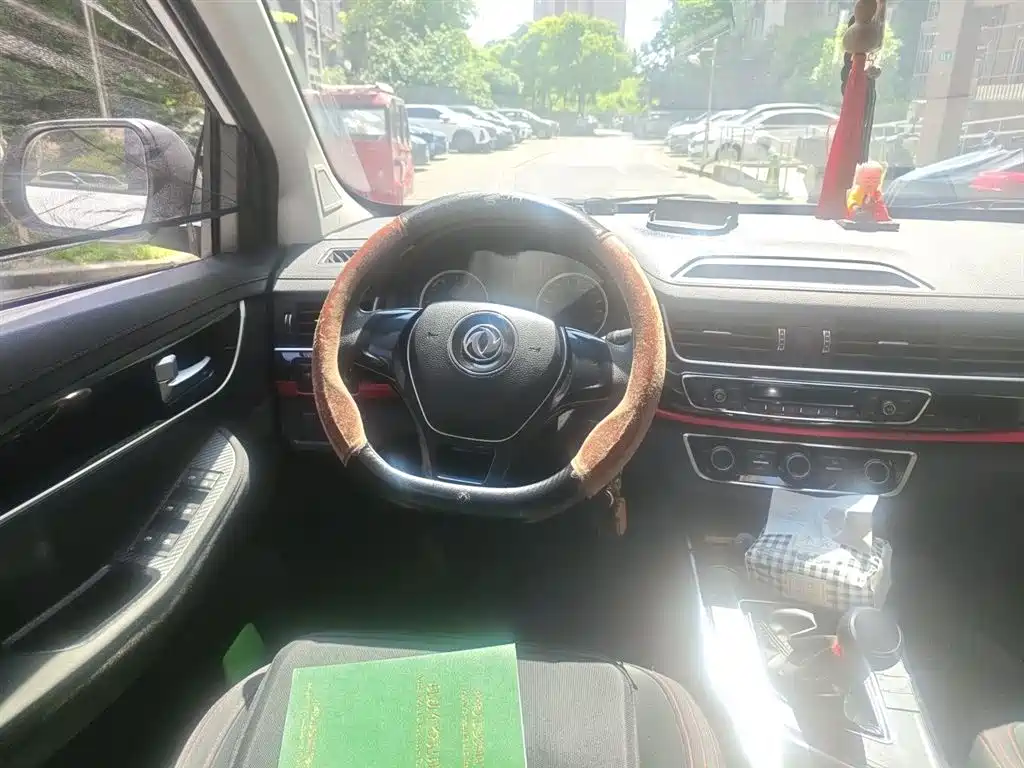 Fengxing SX6 风行SX6 2019款 1.6 L 手动下乡版 国VI