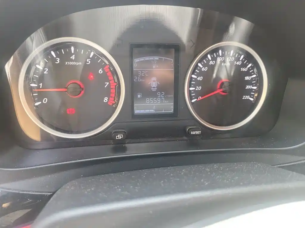 Fengxing SX6 风行SX6 2019款 1.6 L 手动下乡版 国VI