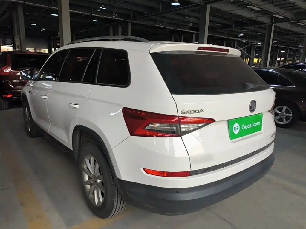 Kodiaq Facelift TSI330 5-seat 2 WD Comfort
