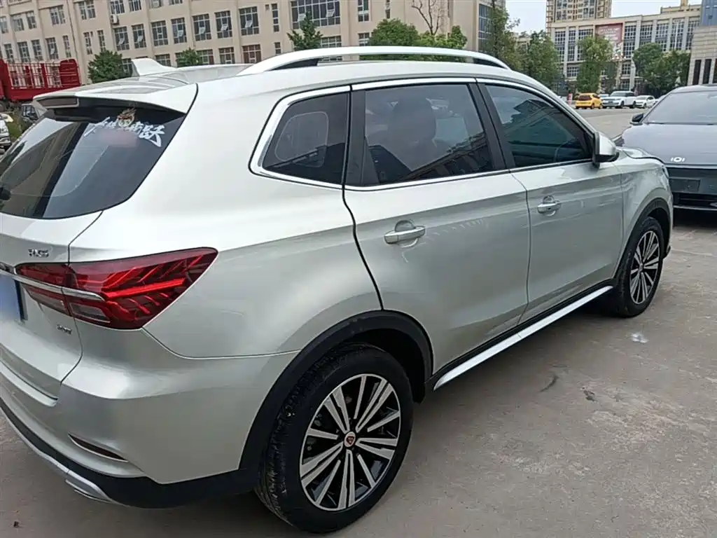 Roewe RX5 荣威RX5 2020款 20 T 自动4 G互联百万旗舰款