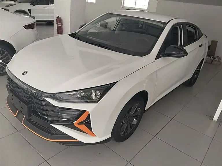 Dongfeng Yixuan 1.5 L Auto Power Speed
