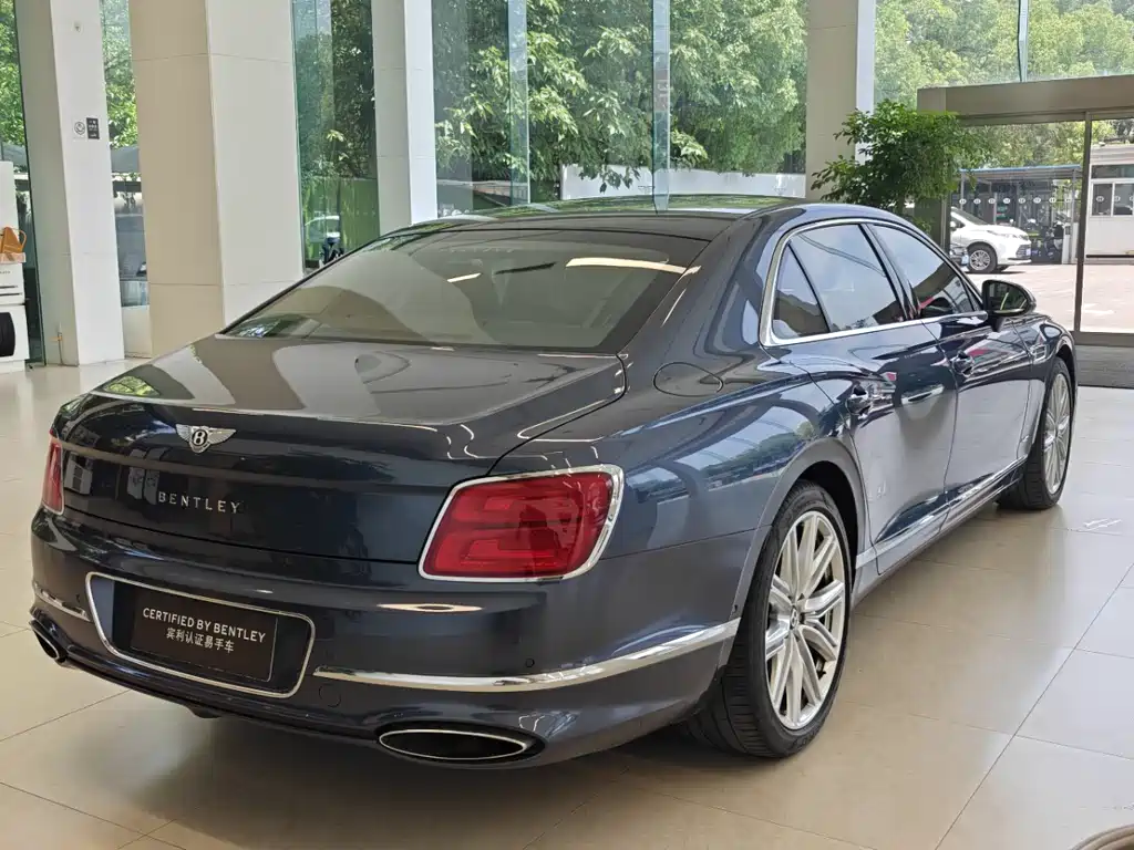Flying Spur 6.0 T W12 Standard