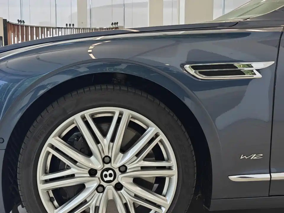 Flying Spur 6.0 T W12 Standard