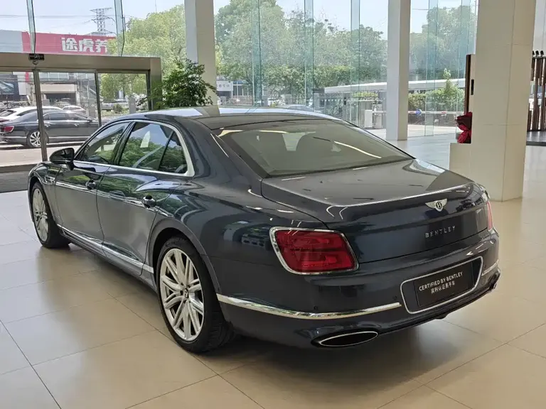 Bentley Flying Spur 6.0 T W12 Standard