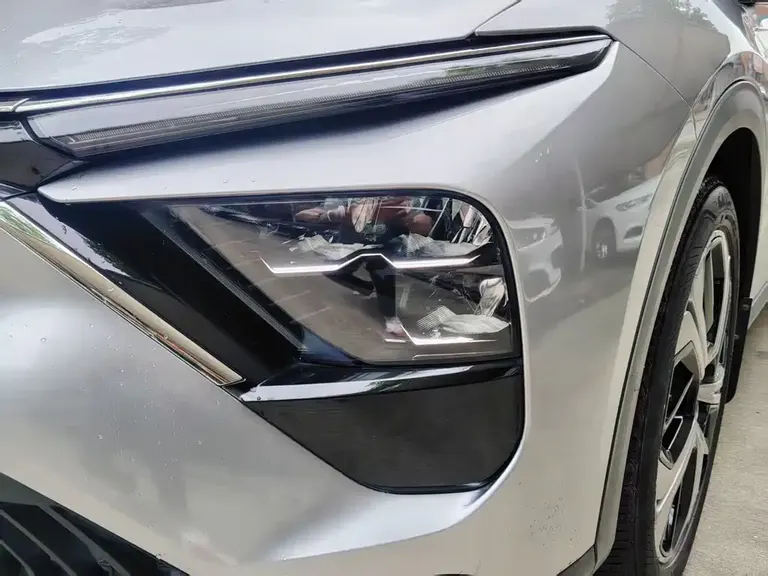 Citroën C5 X 1.6 T Extraordinary Enjoyment
