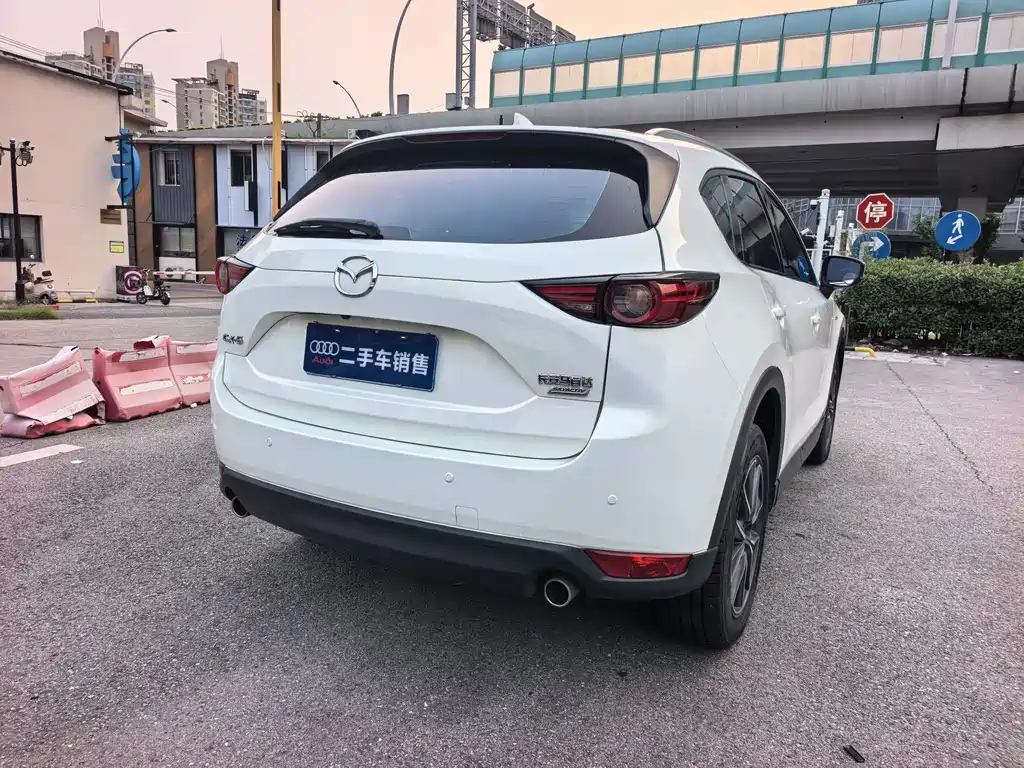 Mazda CX-5 Facelift 2.5 L Auto 2 WD Smart Supreme