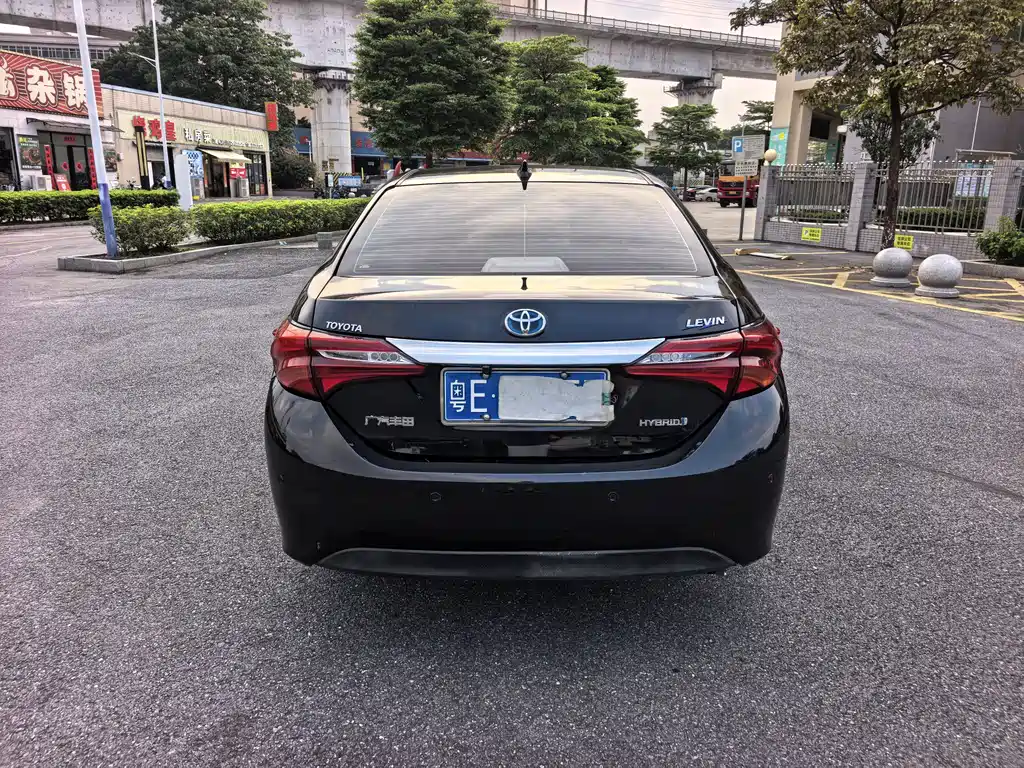 Levin Facelift Dual Engine 1.8 H GS E-CVT Elite Sunroof CN-V