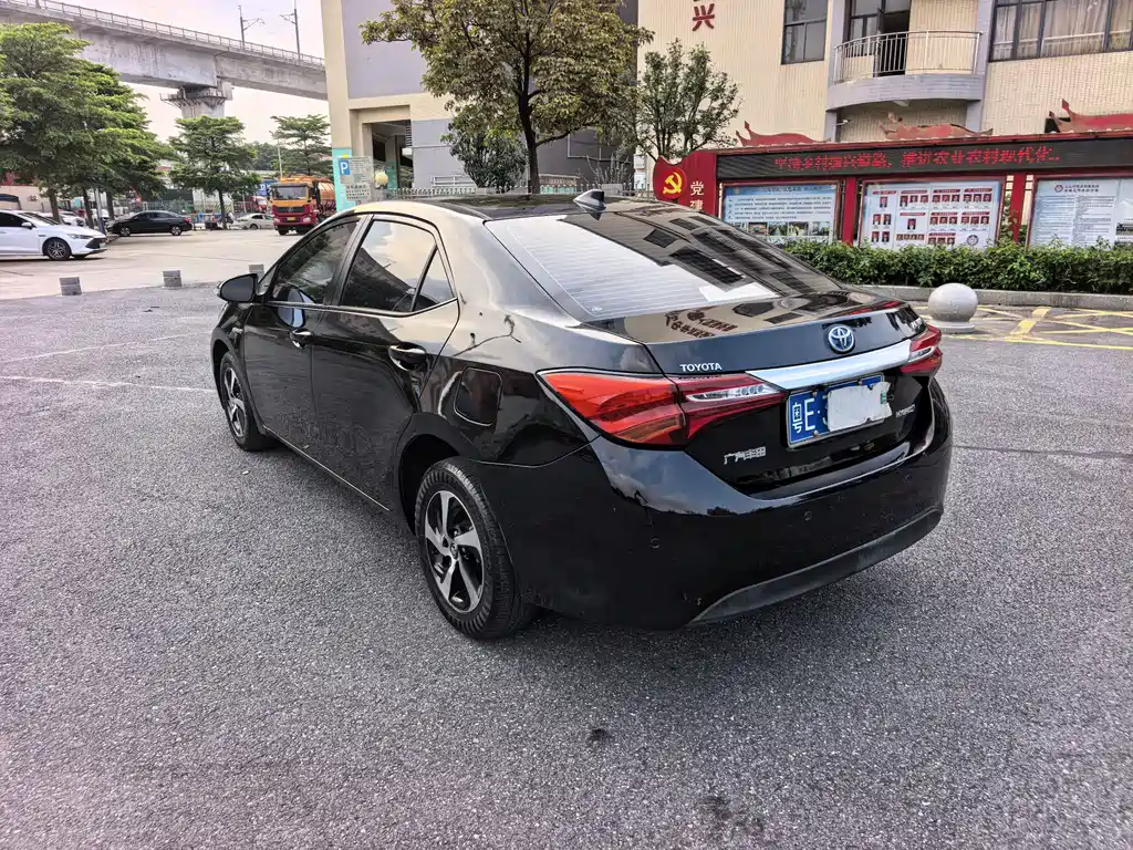 Levin Facelift Dual Engine 1.8 H GS E-CVT Elite Sunroof CN-V
