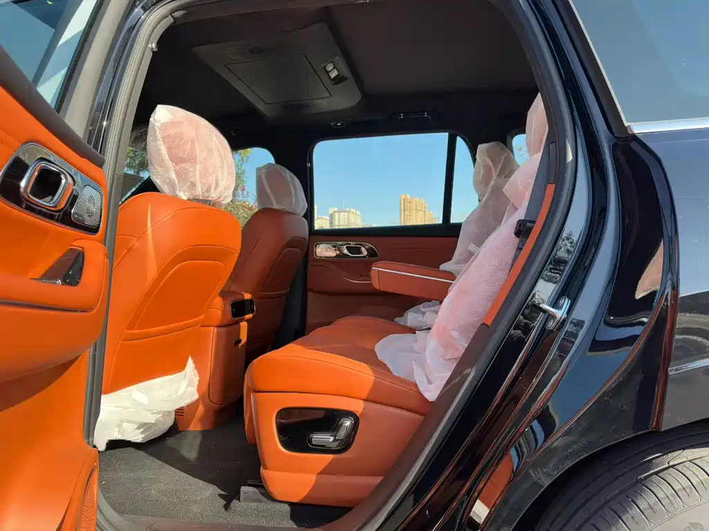Galaxy M9 230 km 2 WD Explorer