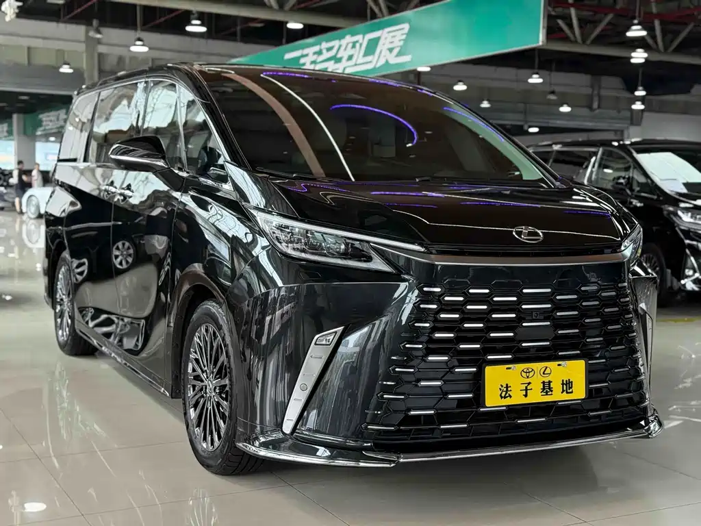 Lexus LM 350 h 7-seat Elegant