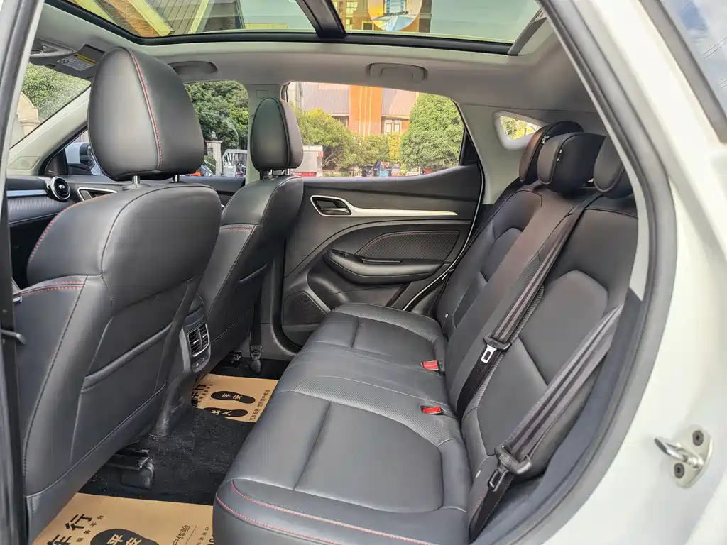 MG ZS 180 DVVT Auto Plus L2+