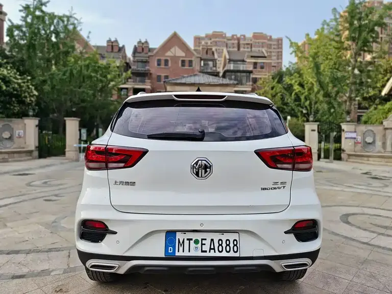 MG ZS 180 DVVT Auto Plus L2+