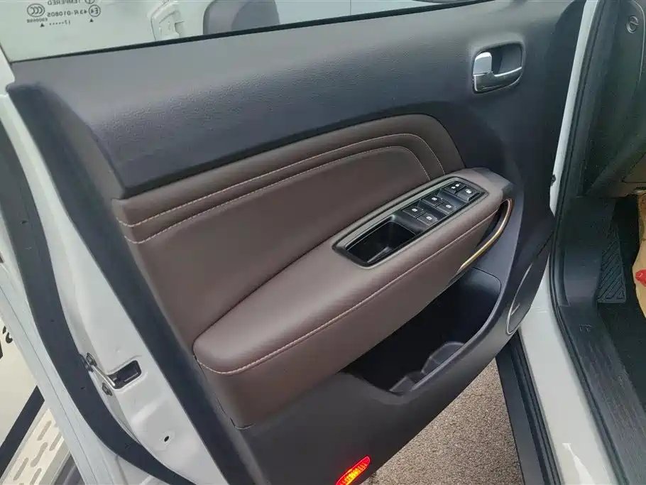 GAC Trumpchi GS3 传祺GS3 2017款 200 T 自动尊贵版