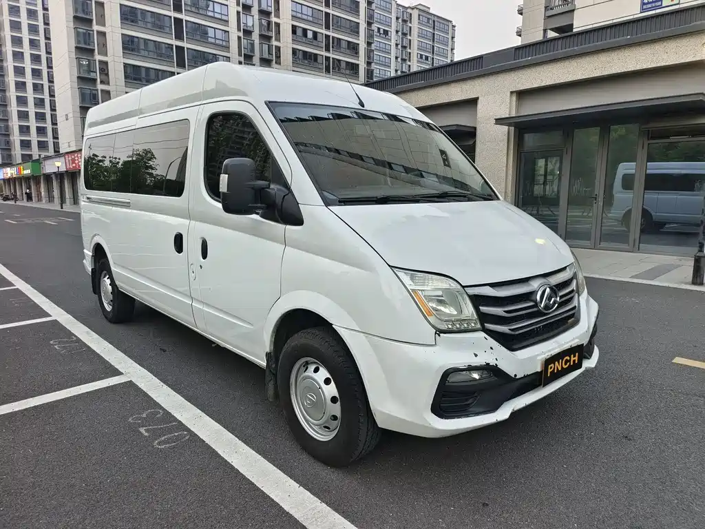 Xintu V80 Aoyuntong 6 AMT LWB Mid Roof 147 Ps 6 7 8 9-seat