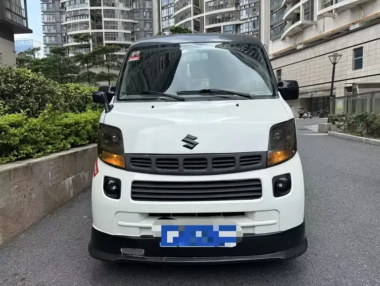 Suzuki Langdi 1.2 L Manual Comfort Sunshine