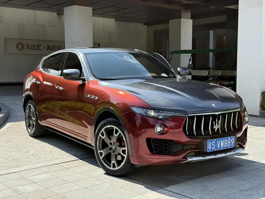 Levante 3.0 T Standard
