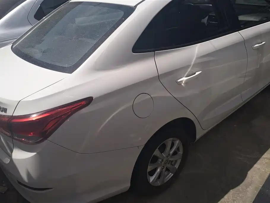 Yuexiang 1.5 L DCT Luxury CN-VI