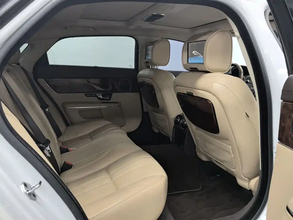 Jaguar XJ 捷豹XJ 2012款 XJL 3.0 伦敦限量版