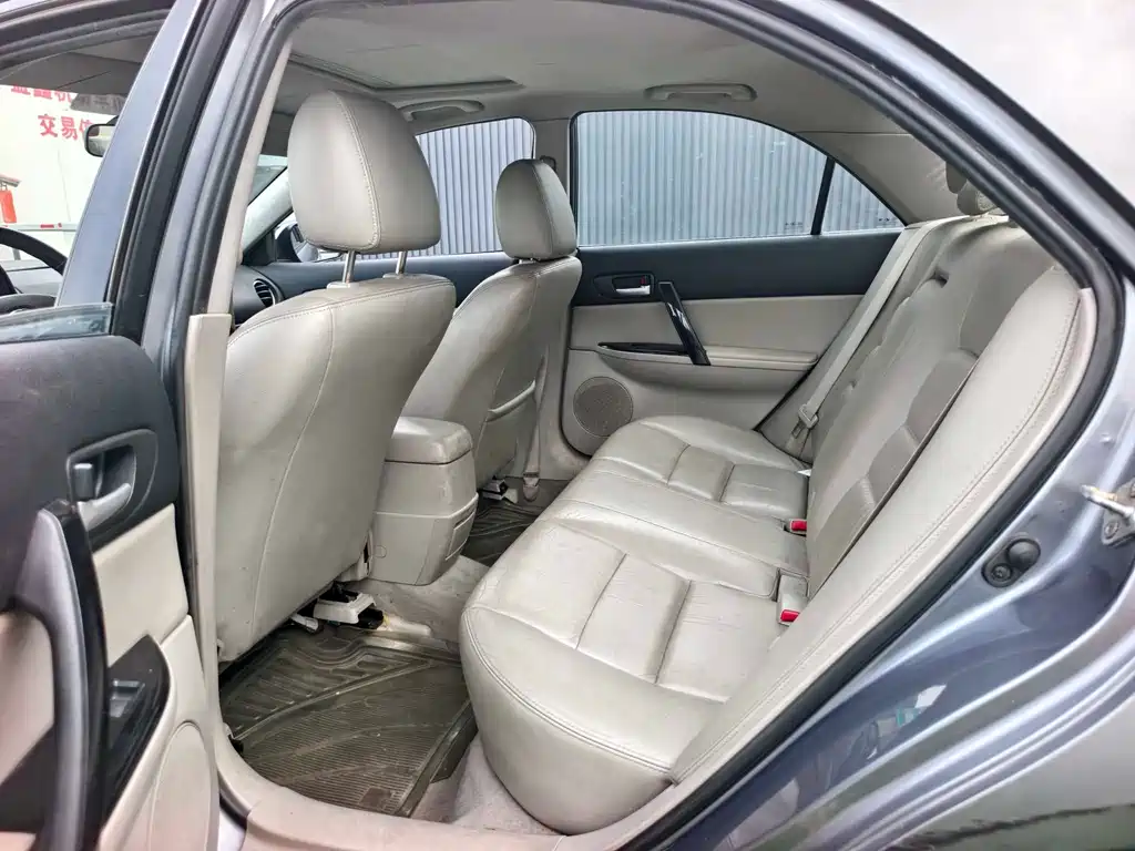 Mazda 6 2.0 L Auto Fashion