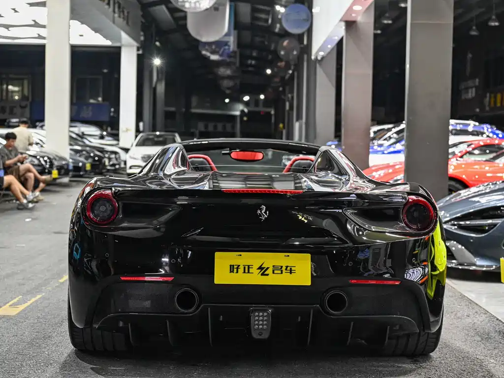 Ferrari 488 488 Spider