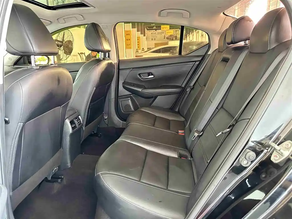 Sylphy 1.6 L XL CVT Joy
