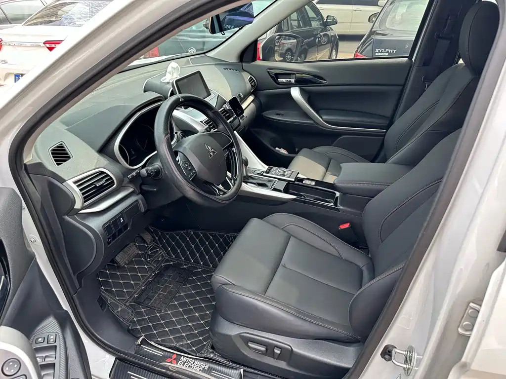 Eclipse Cross 1.5 T CVT 2 WD Dream