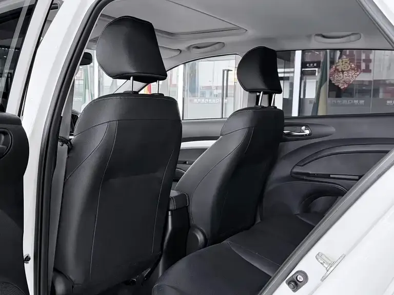 Kia Stonic 1.4 L CVT Sunroof