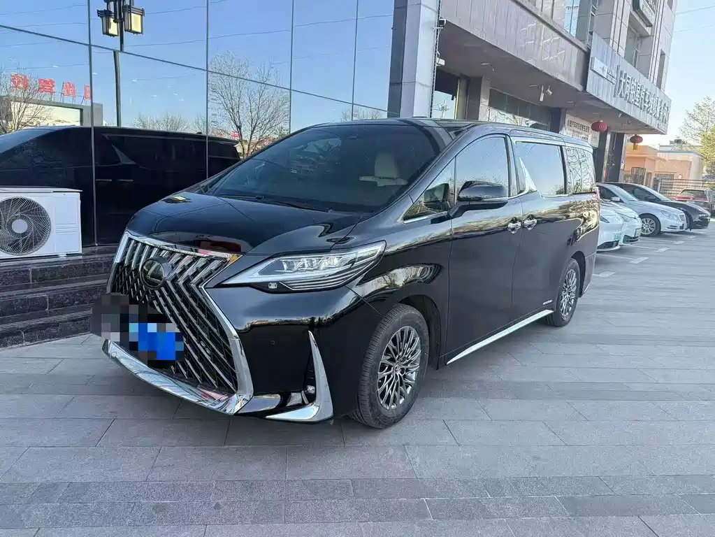 Lexus LM 300 h 7-seat Elegant