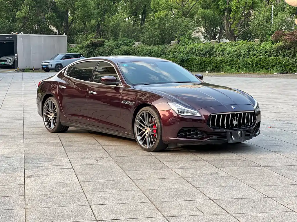 Quattroporte 3.0 T Standard