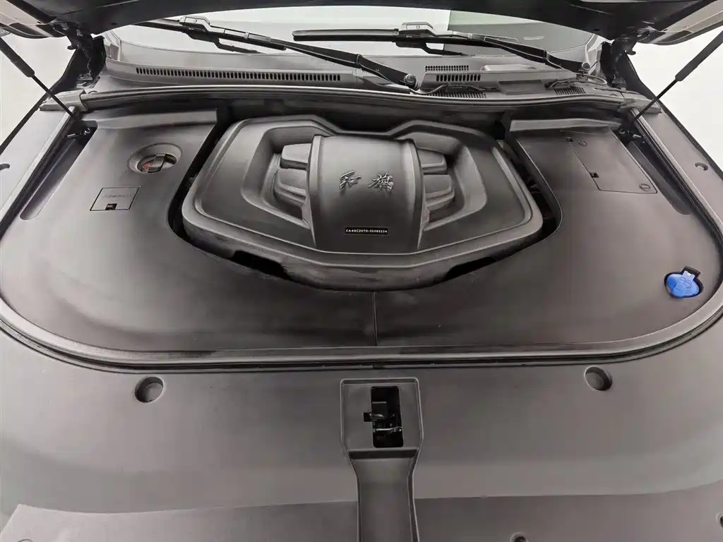 Hongqi HS7 红旗HS7 2022款 2.0 T DCT两驱智联旗畅版 五座