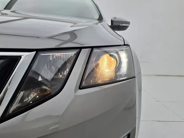 Skoda Octavia 明锐 2019款 1.5 L 自动智行舒适版 国VI