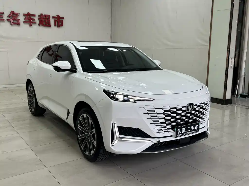 Changan UNI-K 长安UNI-K 2024款 2.0 T 两驱全球行版