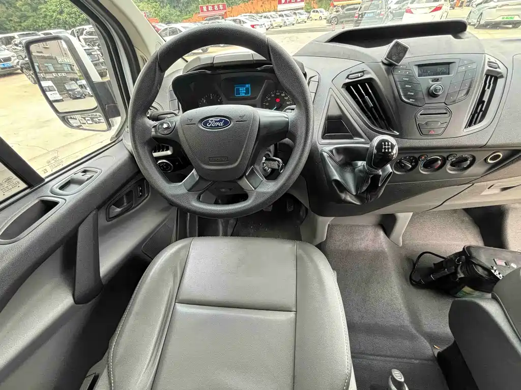 Transit 2.0 T Diesel Business Travel MWB Mid Roof 9-seat CN-VI