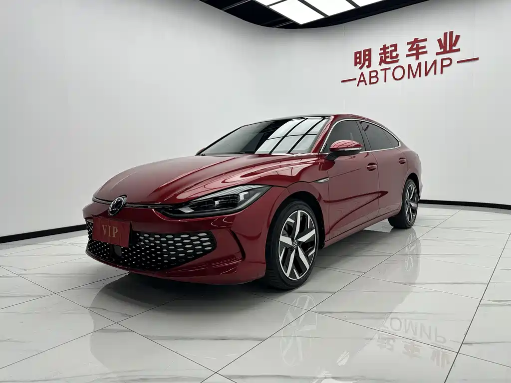 Lamando Lamando L 280 TSI DSG Spicy Cool
