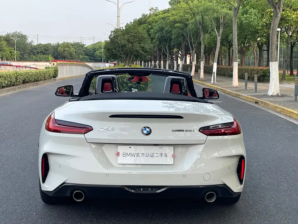 BMW Z4 sDrive 25 i M Sport Package