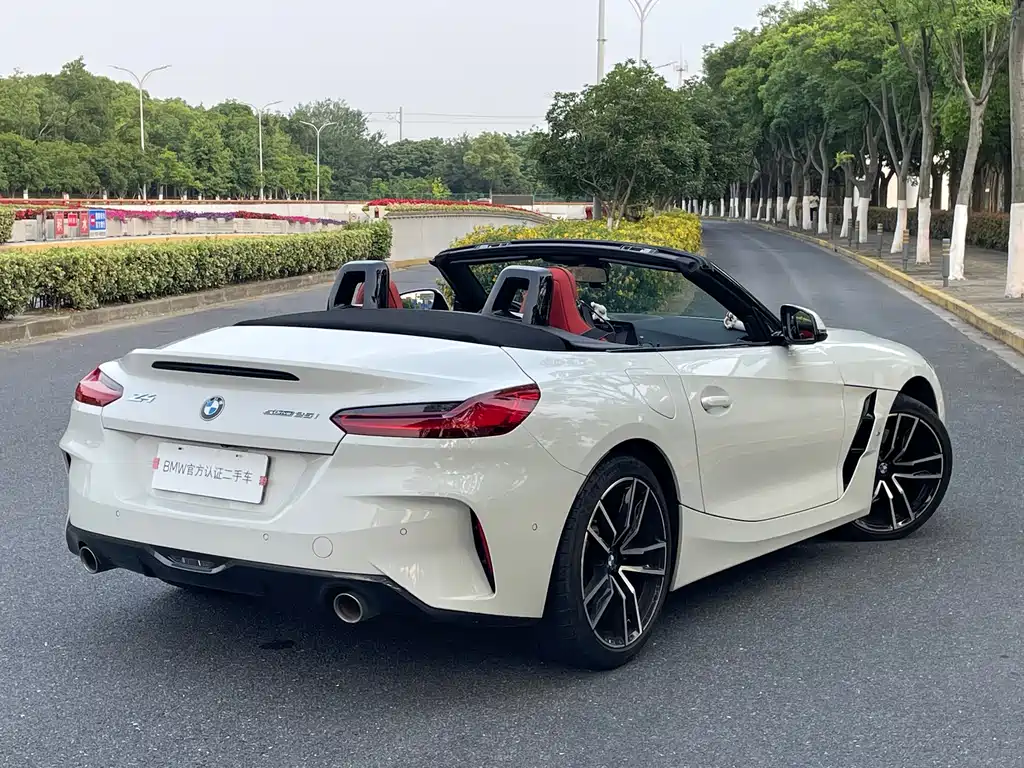 BMW Z4 sDrive 25 i M Sport Package