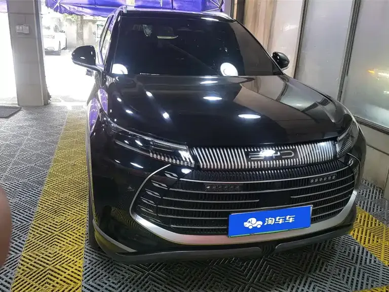 BYD Frigate 07 DM-i 205 KM Flagship