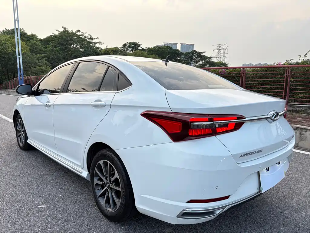 Arrizo GX Champion 1.5 L CVT Premium
