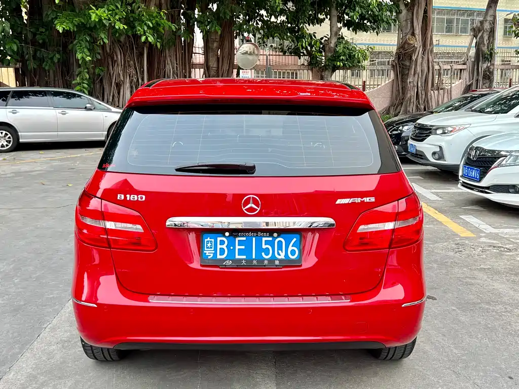 Mercedes-Benz B-Class B 180