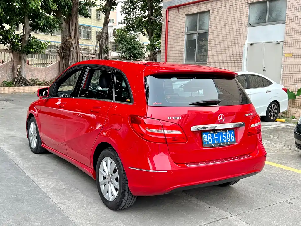 Mercedes-Benz B-Class B 180