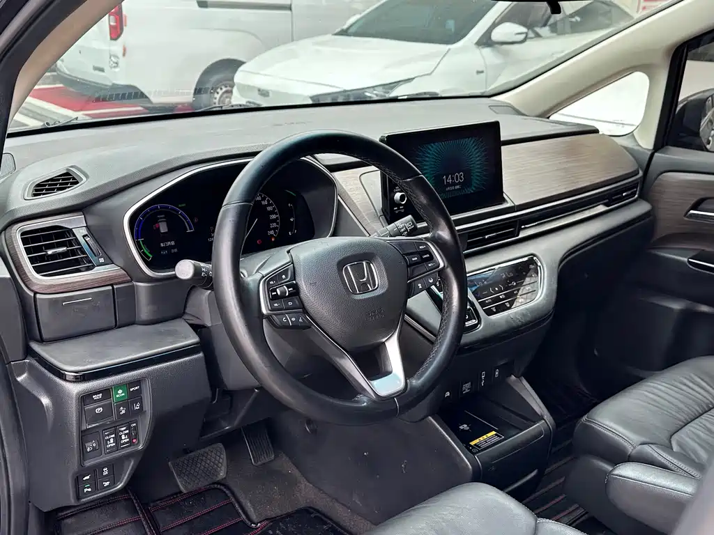 Odyssey 2.0 L e:HEV Sharp· Leading Enjoyment