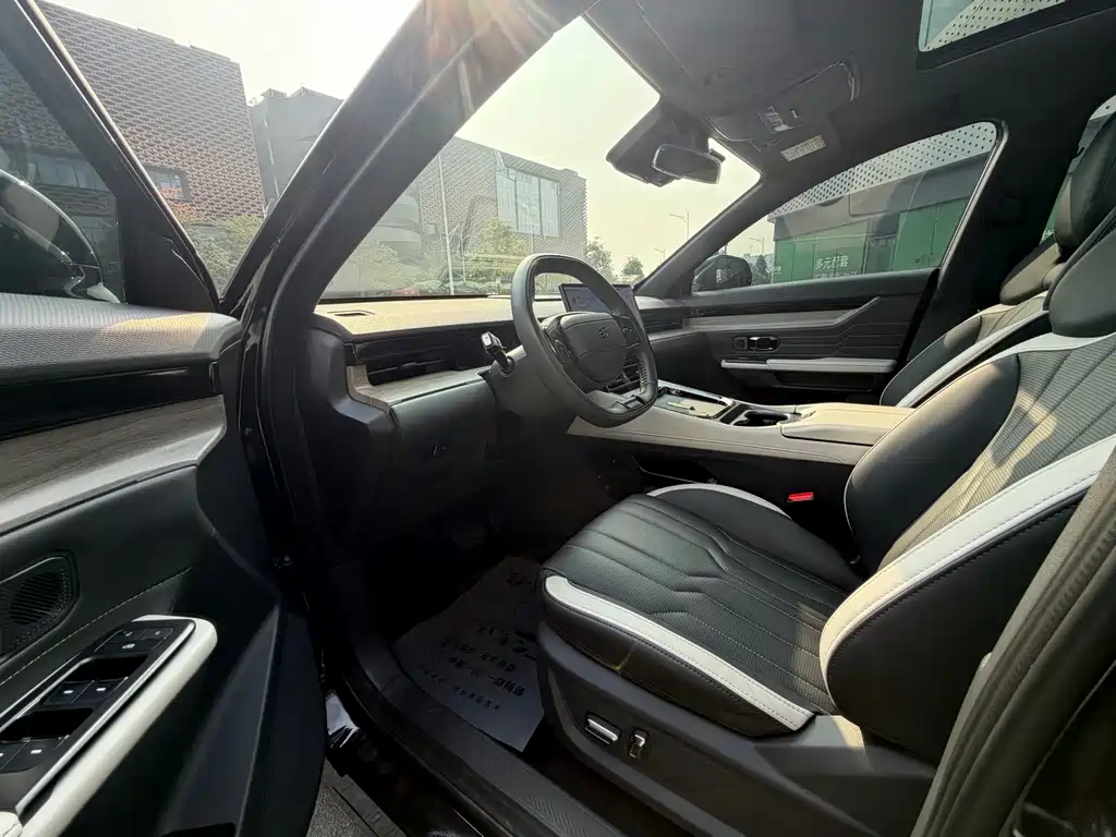 Jetour Shanhai L6 1.5 TD DHT MAX