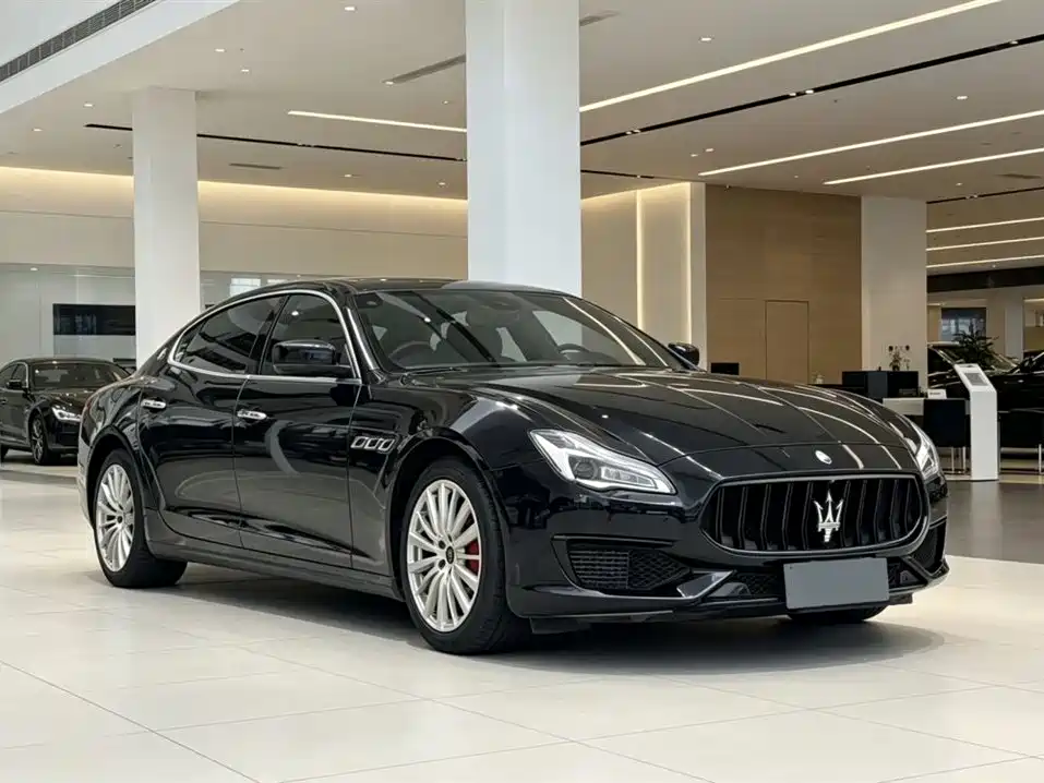 Quattroporte 3.0 T Standard