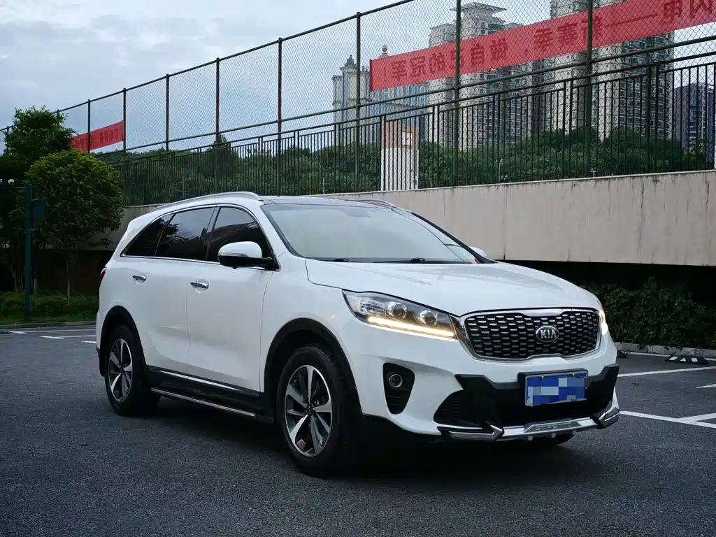 Sorento 索兰托 2018款 索兰托L 2.0 T 柴油2 WD豪华版 5座