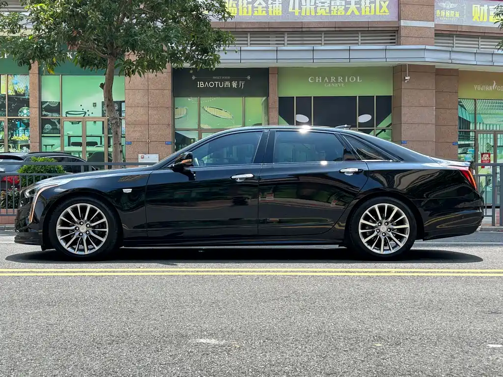 Cadillac CT6 28 T Luxury Sport