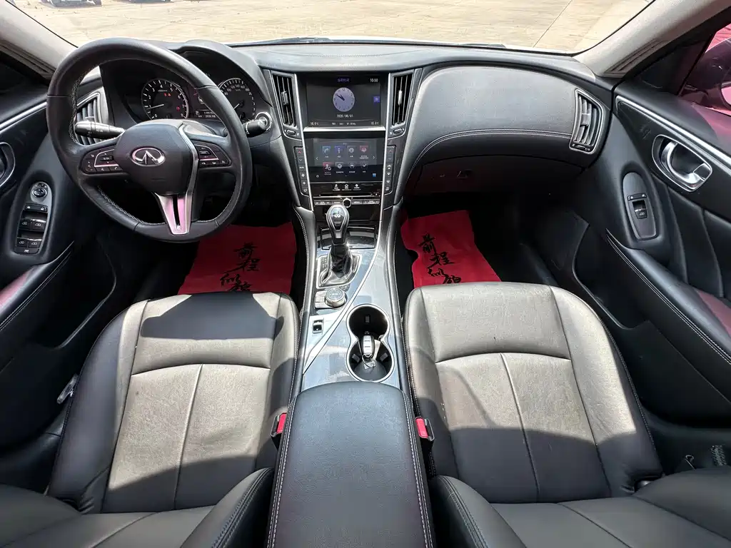 Infiniti Q50 L 2.0 T Comfort CN-VI