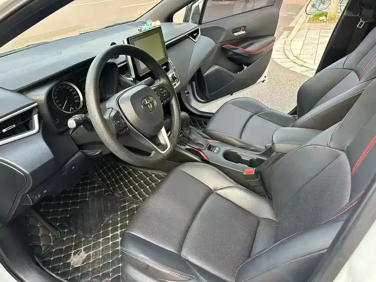 Toyota Levin Dual Engine 1.8 H E-CVT Sport