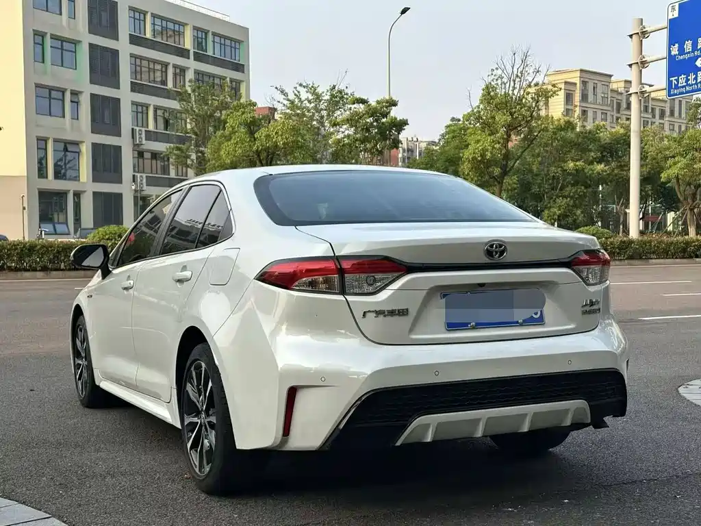 Levin Dual Engine 1.8 H E-CVT Sport