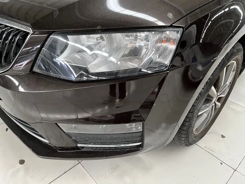 Octavia 1.6 L Auto Creation
