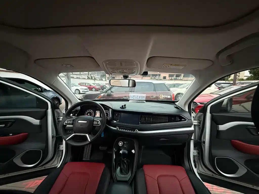 Haval H2 s 哈弗H2 s 2018款 红标 1.5 T 双离合豪华型